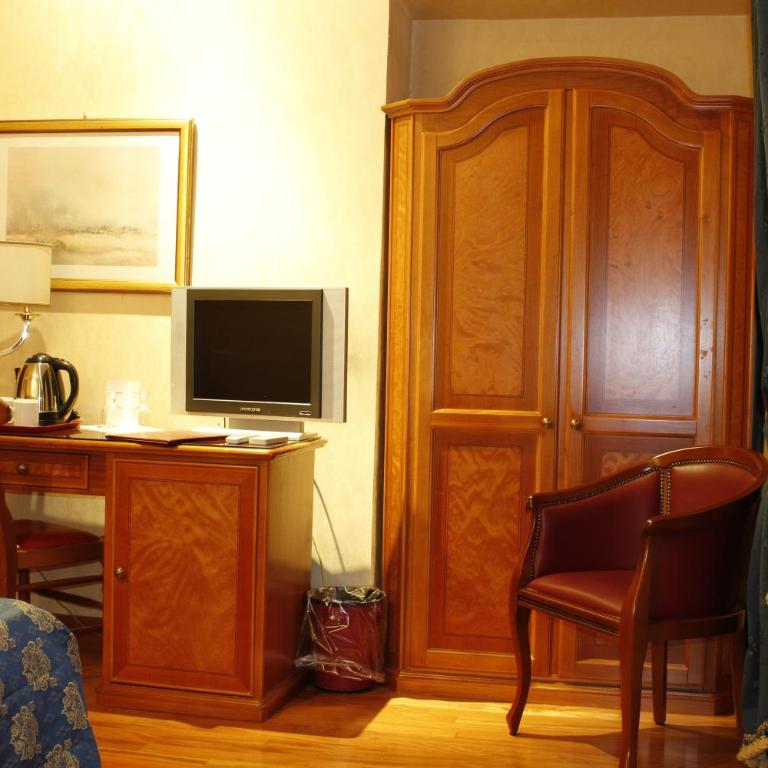Hotel Genio - Camera Matrimoniale - 6