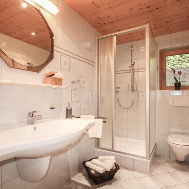 Hubertus am Thumsee - Ruhe Frühstück und Alpenpanorama - Standard Doppelzimmer - 1