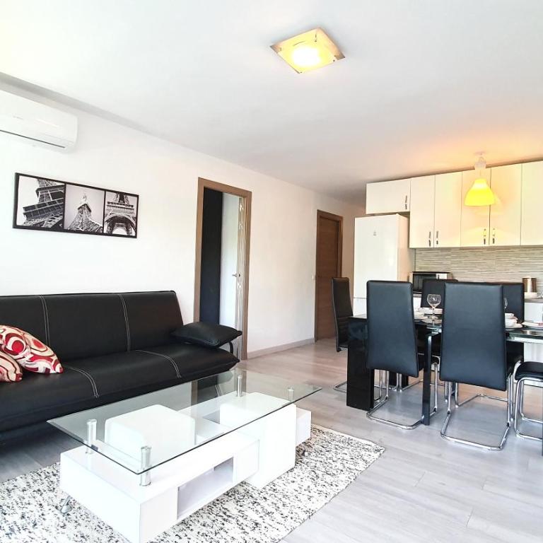 ADAM's FLAT CORAZON DE SALOU - Apartamento Ático - 2