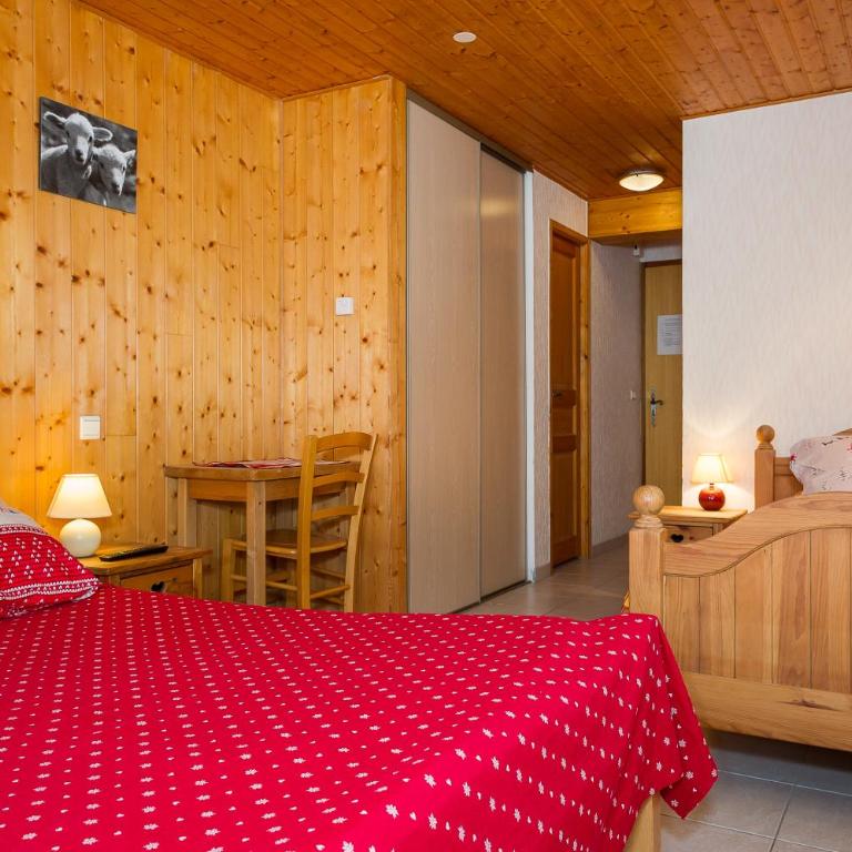 CHAMBRE d'HÔTE LA PETITE BERGERIE - Chambre Double ou Lits Jumeaux - 9