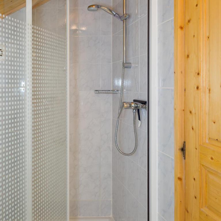 CHAMBRE d'HÔTE LA PETITE BERGERIE - Chambre Double avec Balcon - 5