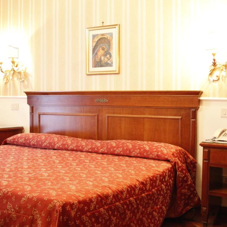 Hotel Torino - Camera Matrimoniale - 8