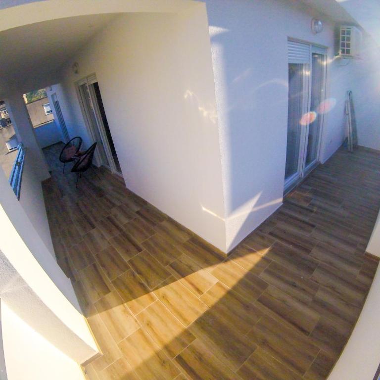 Prestige - Three-Bedroom Apartment - 10