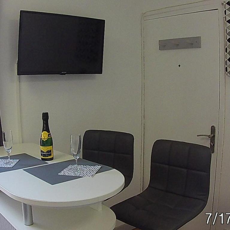 Joli petit studio près du phare - Appartement 1 Chambre - 6