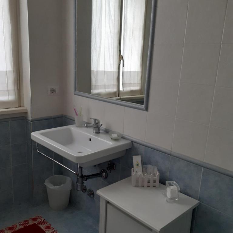 Il Papavero Nero - Camera Matrimoniale con Bagno Privato - 8