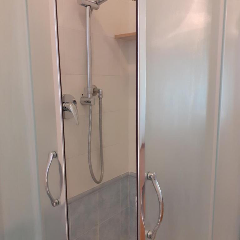 Il Papavero Nero - Camera Matrimoniale con Bagno Privato - 13
