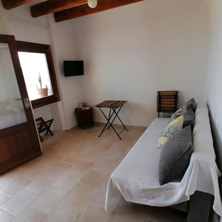 CASA CON BUENAS VISTAS - Casa de 2 dormitorios - 25