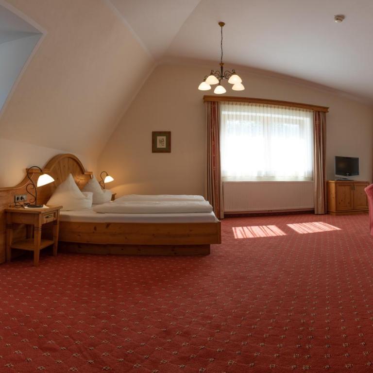 Hotel Garni Elisabeth - Junior Suite mit Balkon - 11