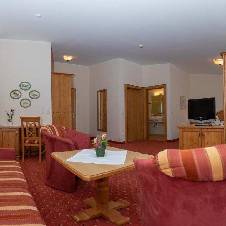 Hotel Garni Elisabeth - Junior Suite mit Balkon - 4