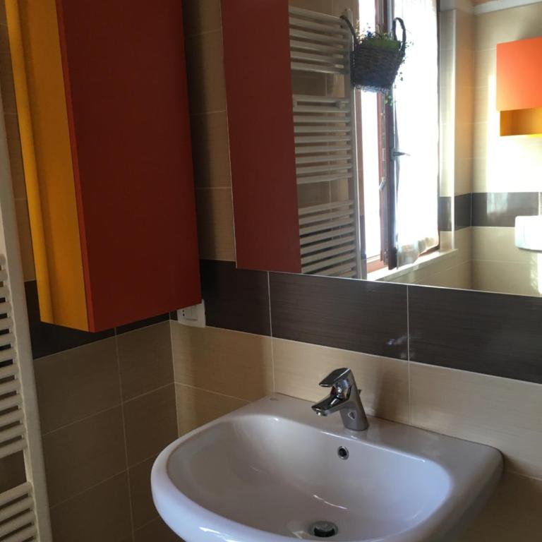 Apt 23 Residence delle Rose - Appartamento con 2 Camere da Letto - 15