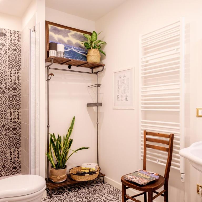 La Casa Imperfetta - Two-Bedroom Apartment - 15