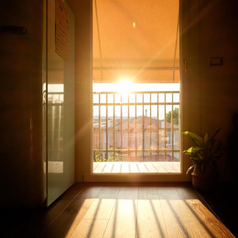 La Casa Imperfetta - Two-Bedroom Apartment - 8