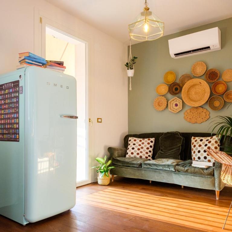 La Casa Imperfetta - Two-Bedroom Apartment - 6