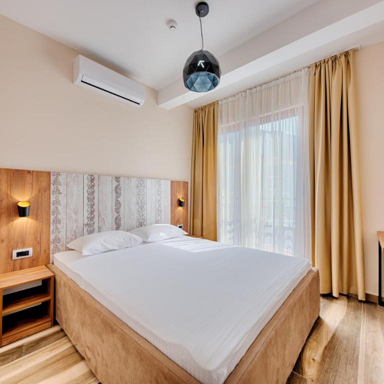 Sunset Hotel - Superior Suite with Sea View - 12