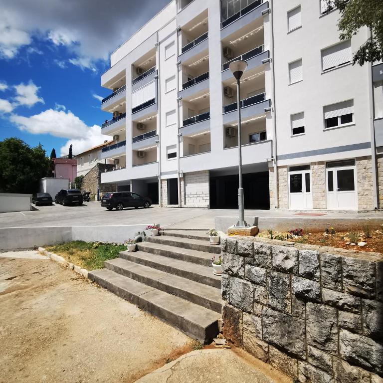 SERTINI Apartment - Apartman sa Terasom - 18