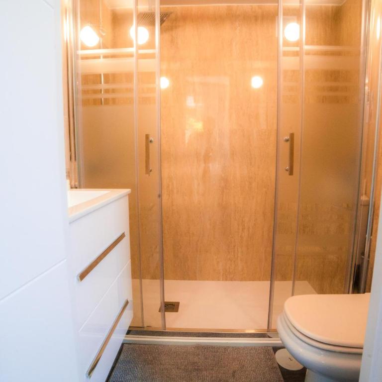 Apartments Madrid Plaza Mayor-Tintoreros - Studio Apartment with Balcony - 18
