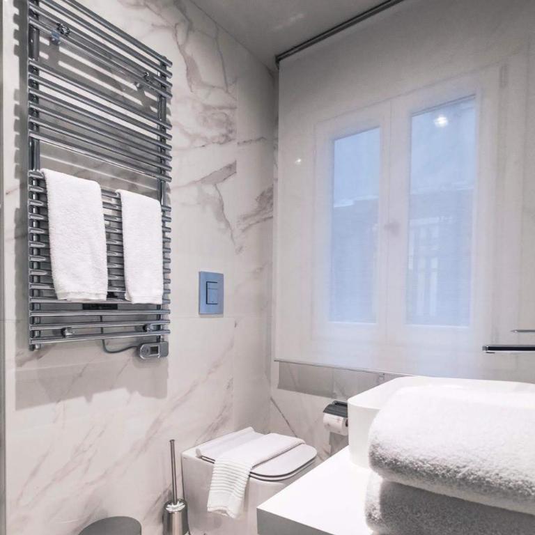 LUXURY SANTO STEFANO - Camera Deluxe - 4