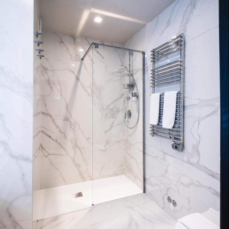 LUXURY SANTO STEFANO - Camera Deluxe - 9