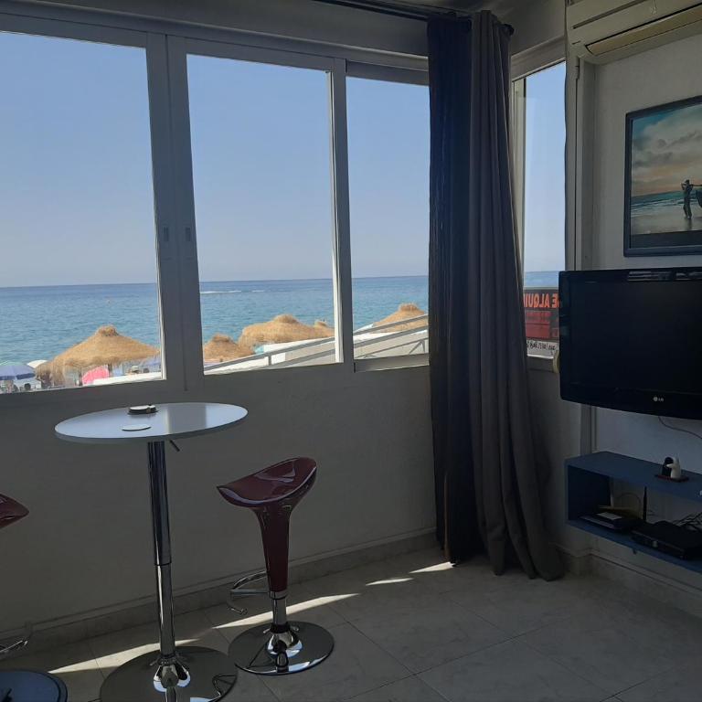 Playa Torecilla Beachfront - Apartamento con vistas al mar - 4