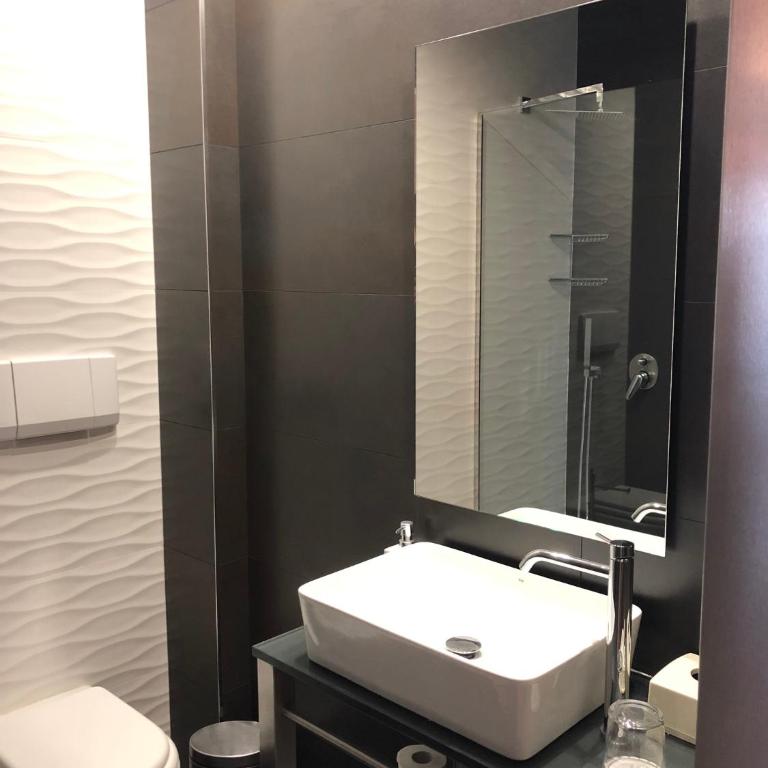 Park Hotel Cellini - Classic Junior Suite with Balcony Side Sea View - 8