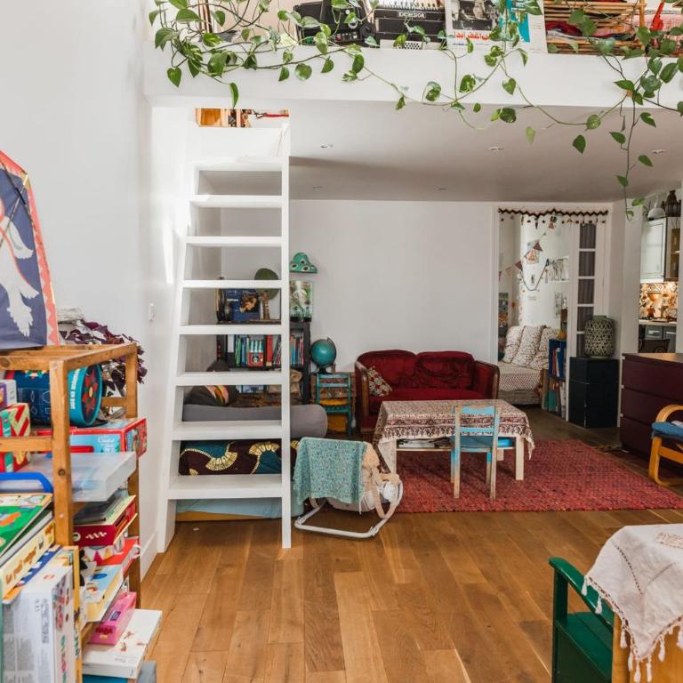 Bright atypical duplex in Menilmontant - Appartement - 5