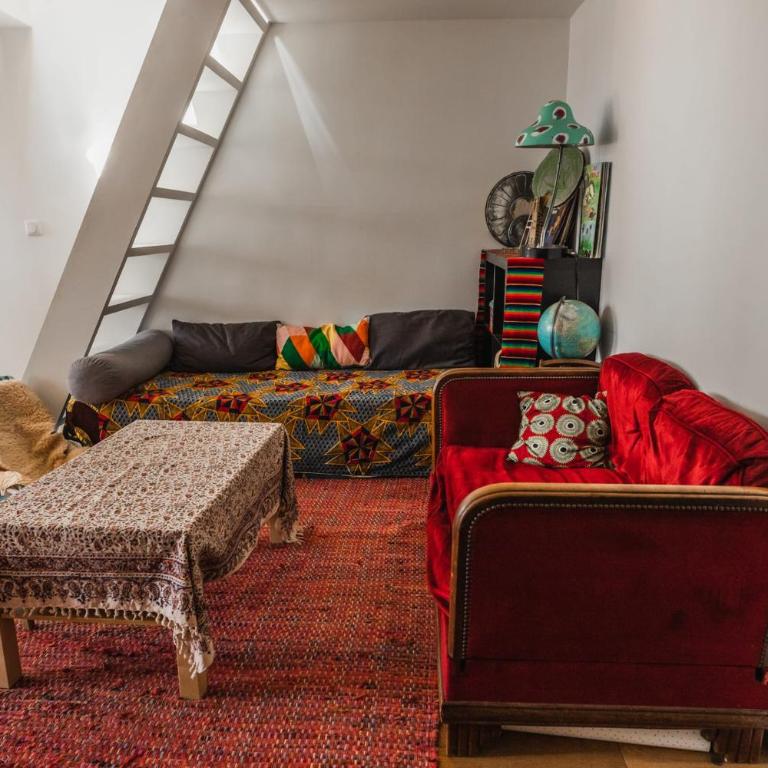 Bright atypical duplex in Menilmontant - Appartement - 4