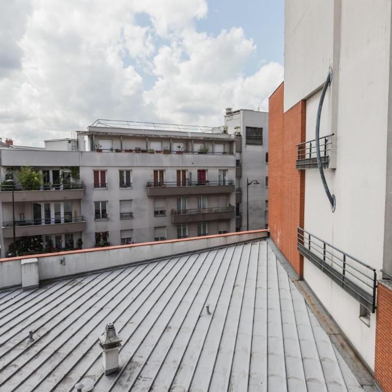 Bright atypical duplex in Menilmontant - Appartement - 19