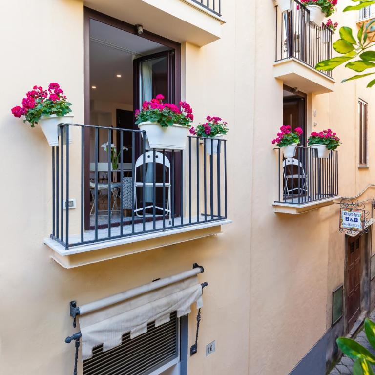 Sorrento Flats - Camera Matrimoniale Classic - 1