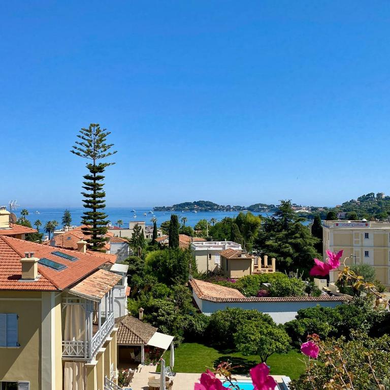Résidence Carlton - Rénovée avec Piscine - Appartement - Vue sur Mer - 5