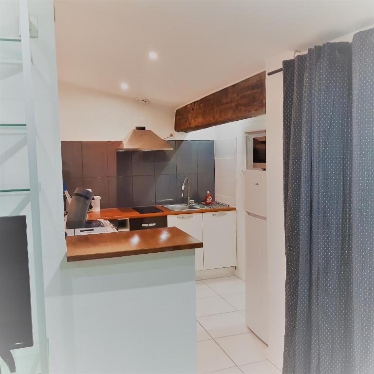 LE TRANSAT 40m de la plage - Appartement - 17