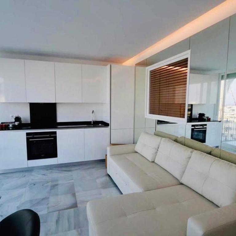 MARBELLA HOME RENTALS - Frontline 3BR apartment, Puerto Banus - Apartamento de 3 dormitorios - 7