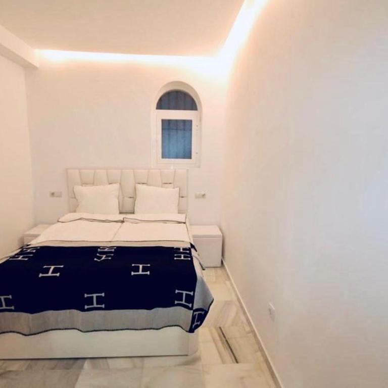 MARBELLA HOME RENTALS - Frontline 3BR apartment, Puerto Banus - Apartamento de 3 dormitorios - 13
