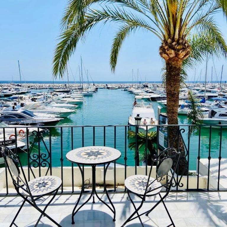 MARBELLA HOME RENTALS - Frontline 3BR apartment, Puerto Banus - Apartamento de 3 dormitorios - 31
