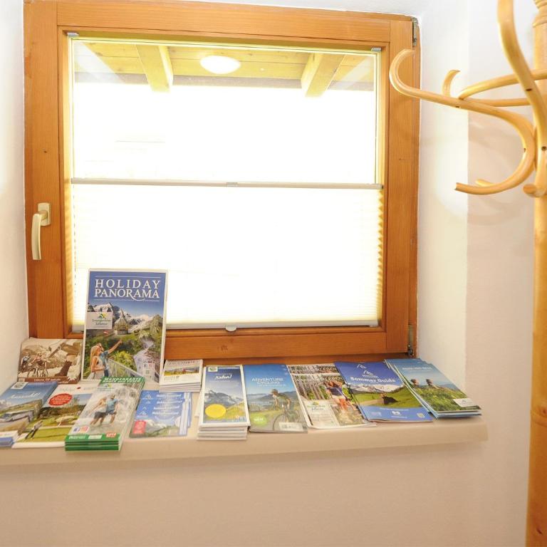 Chalet Gloria - Doppel- und Mehrbettzimmer - Familienzimmer mit Gemeinschaftsbad - 19