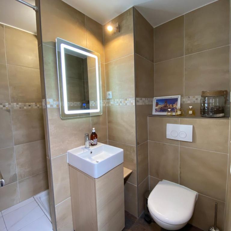 Studio Gare Part Dieu - Studio Apartment - 2
