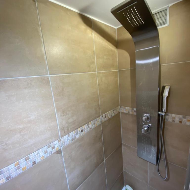 Studio Gare Part Dieu - Studio Apartment - 14