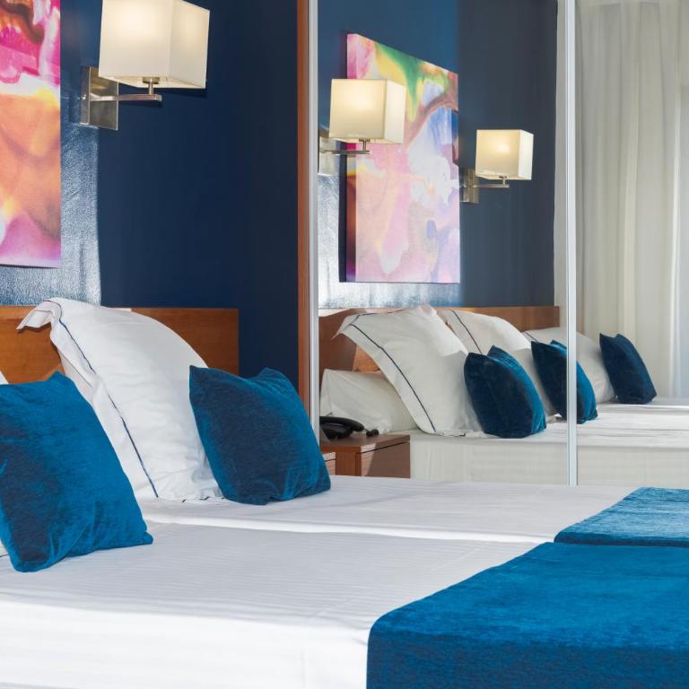 Hotel Jaime I - Habitación Cuádruple (4 adultos) - 3
