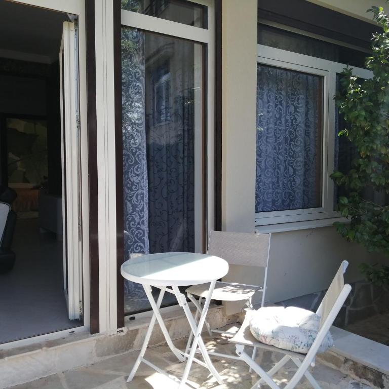 Apartments Villa Eden - Apartment with Terrace - 8