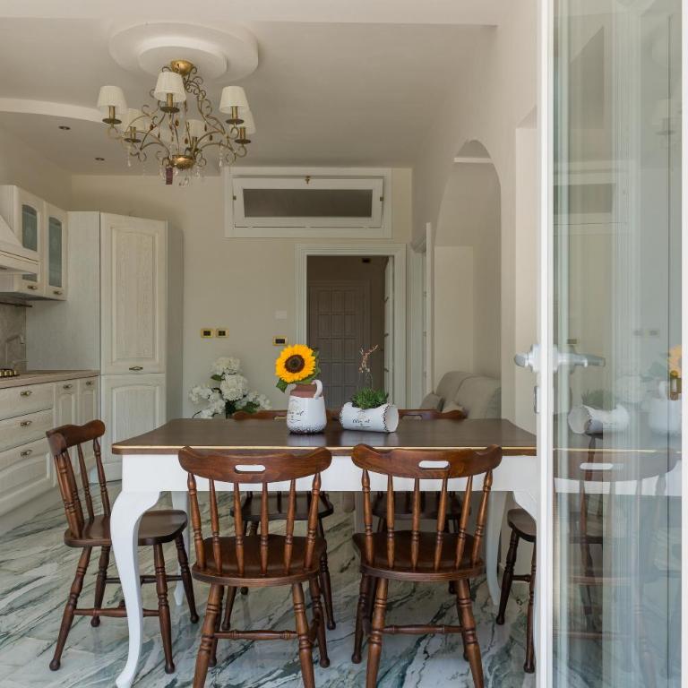 garden suite in Villa Mariella - Appartamento con 2 Camere da Letto - 8