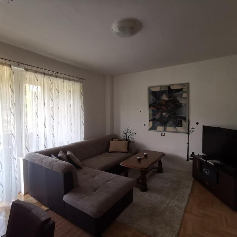 Apartman Banja - Tuzla - Apartman sa Pogledom na Jezero - 4