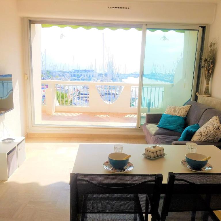 Classé 3 étoiles - Magnifique vue sur le port - Wifi et Clim - Apartment with Sea View - 10