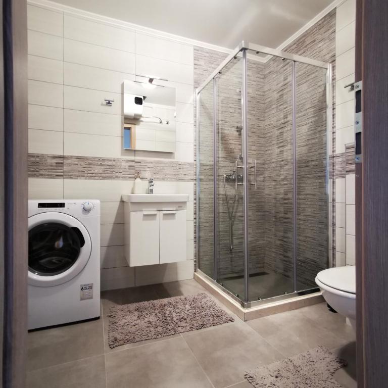 Kiniro - One-Bedroom Apartment - 13