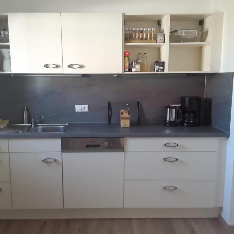 Freundliche Ferienwohnung mit großer Terasse - Apartment mit 2 Schlafzimmern - 5