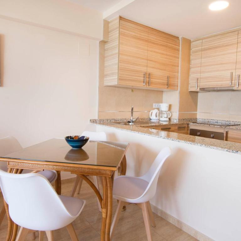 Edificio Calpemar - Apartment mit Balkon - 8