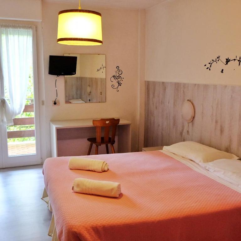Hotel Dolomiti - Camera Matrimoniale/Doppia con Letti Singoli - 1
