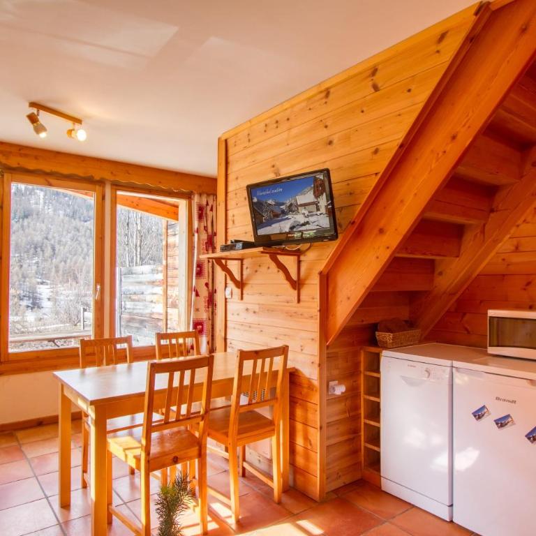 L'Elva Hameau des Chazals Nevache Hautes Alpes - Chalet - 1