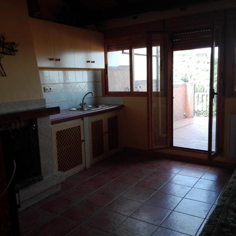 ALQUILER CASA PEPA EN CAZORLA - Two-Bedroom House - 13