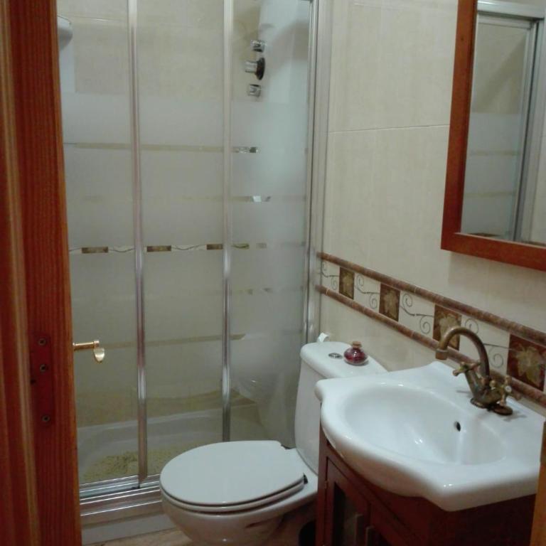 ALQUILER CASA PEPA EN CAZORLA - Two-Bedroom House - 10
