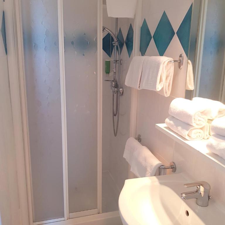 Hôtel Sole Mare - Chambre Quadruple Confort - 8