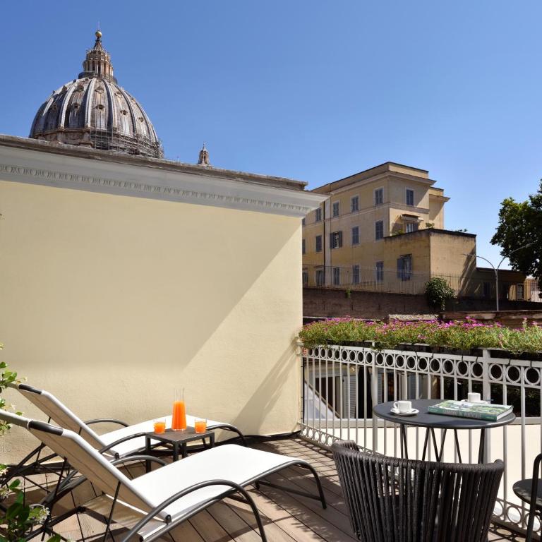 Le Boutique Hotel - Deluxe Double Room with Balcony - 2